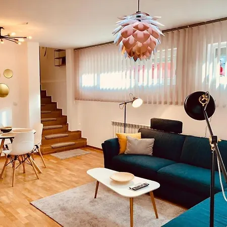Vamos Apartment
