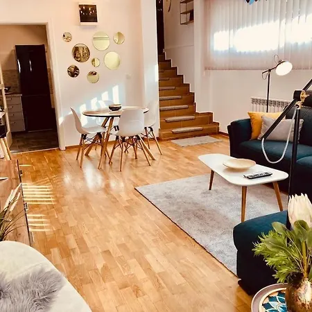 Apartment Vamos *