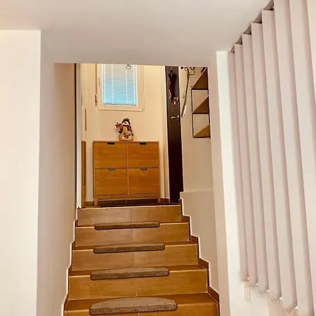 Vamos Apartment